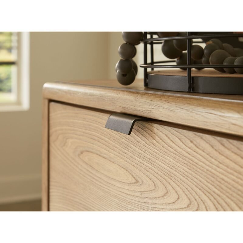Freslowe-EXCLUSIVE Dresser